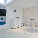 Rooftop Luxury By Caprirooms *