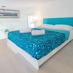 Rooftop Luxury By Caprirooms شقة *