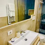 Rooftop Luxury By Caprirooms *