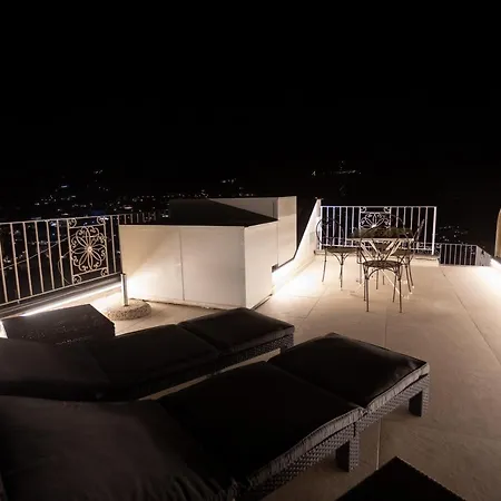 Rooftop Luxury By Caprirooms * Capri