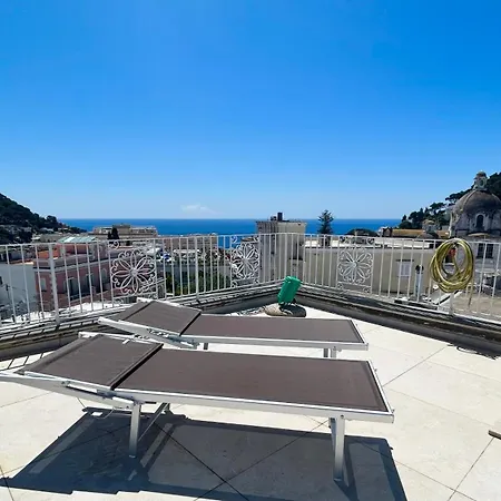 Rooftop Luxury By Caprirooms Apartment