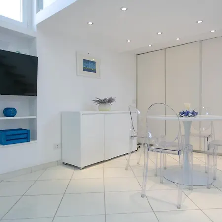 Rooftop Luxury By Caprirooms *