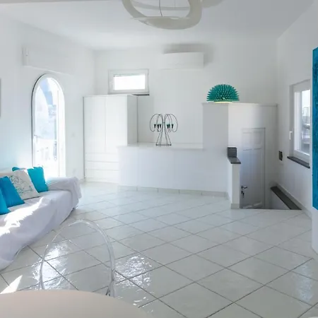 Apartment Rooftop Luxury By Caprirooms