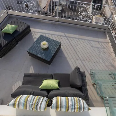 Rooftop Luxury By Caprirooms Apartment *