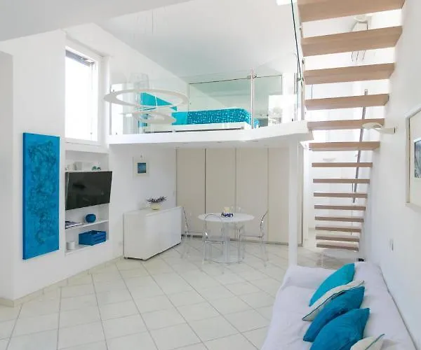 דירה Rooftop Luxury By Caprirooms