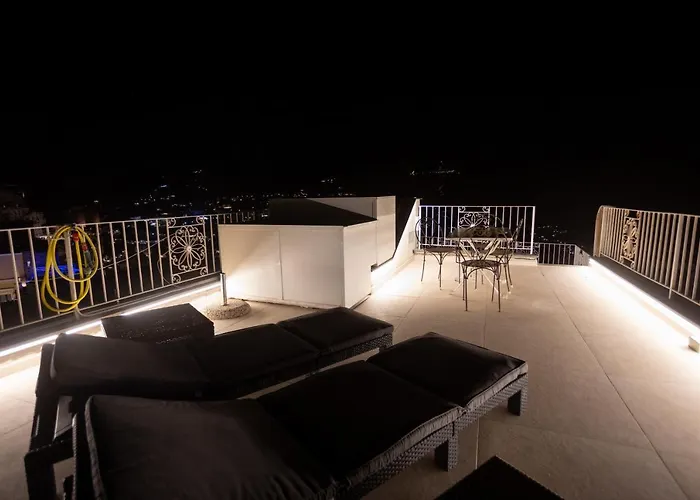 Rooftop Luxury By Caprirooms * Capri