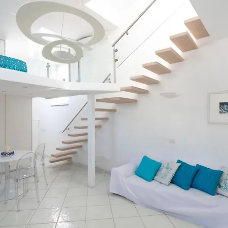Rooftop Luxury By Caprirooms Apartment